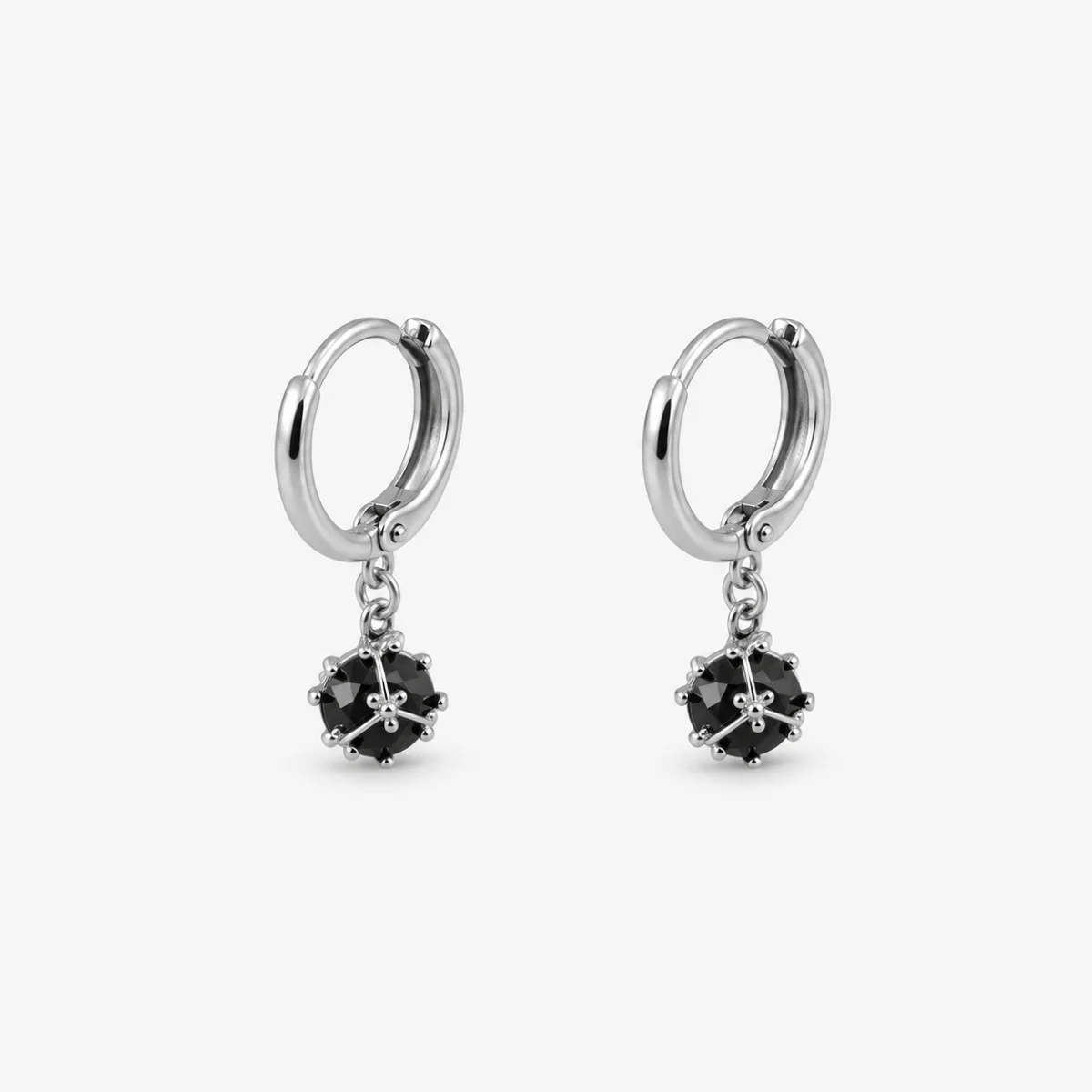 Premium Seri | Siyah Zirkon Taş Detaylı Silver Sallantılı Halka Küpe,